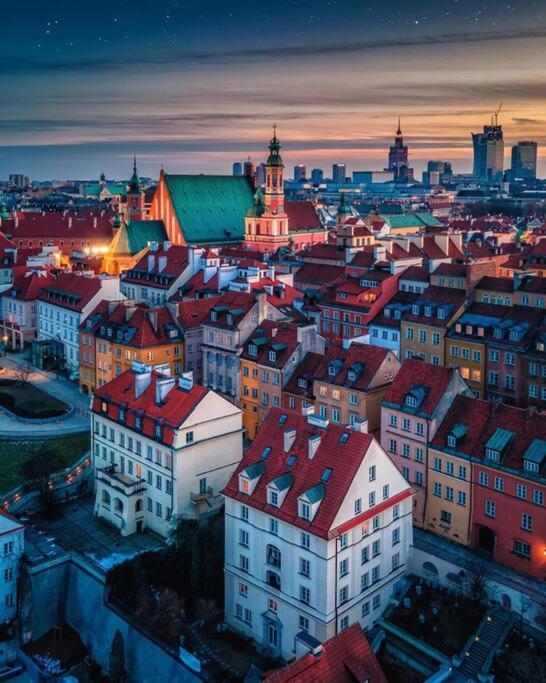 Decor 2 Metro Fast Wifi 55'Tv Netflix Hbo Cozy Apartment Warsaw Exterior photo