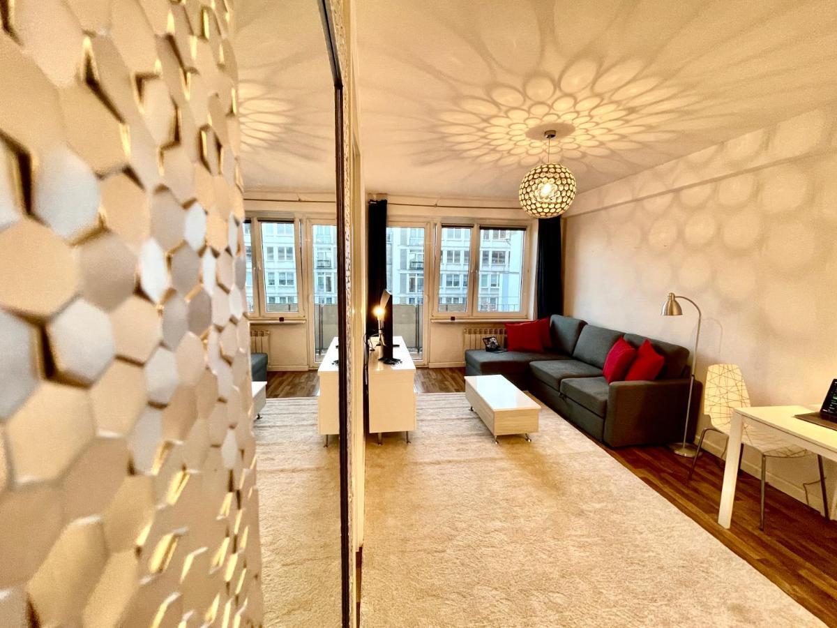 Decor 2 Metro Fast Wifi 55'Tv Netflix Hbo Cozy Apartment Warsaw Exterior photo