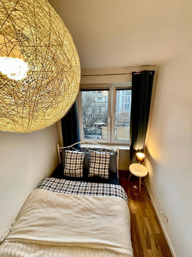 Decor 2 Metro Fast Wifi 55'Tv Netflix Hbo Cozy Apartment Warsaw Exterior photo