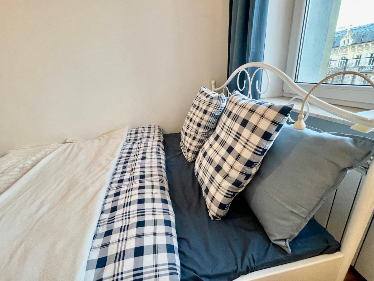 Decor 2 Metro Fast Wifi 55'Tv Netflix Hbo Cozy Apartment Warsaw Exterior photo