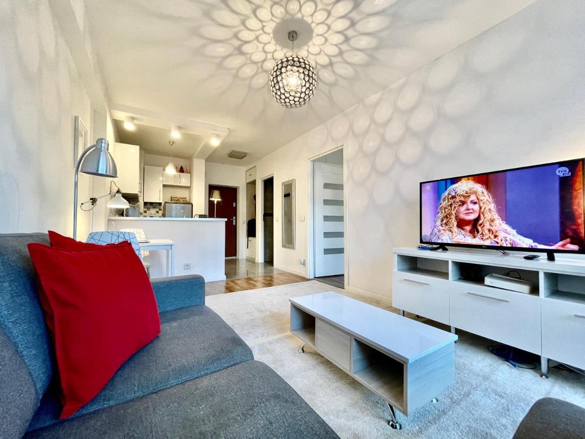 Decor 2 Metro Fast Wifi 55'Tv Netflix Hbo Cozy Apartment Warsaw Exterior photo